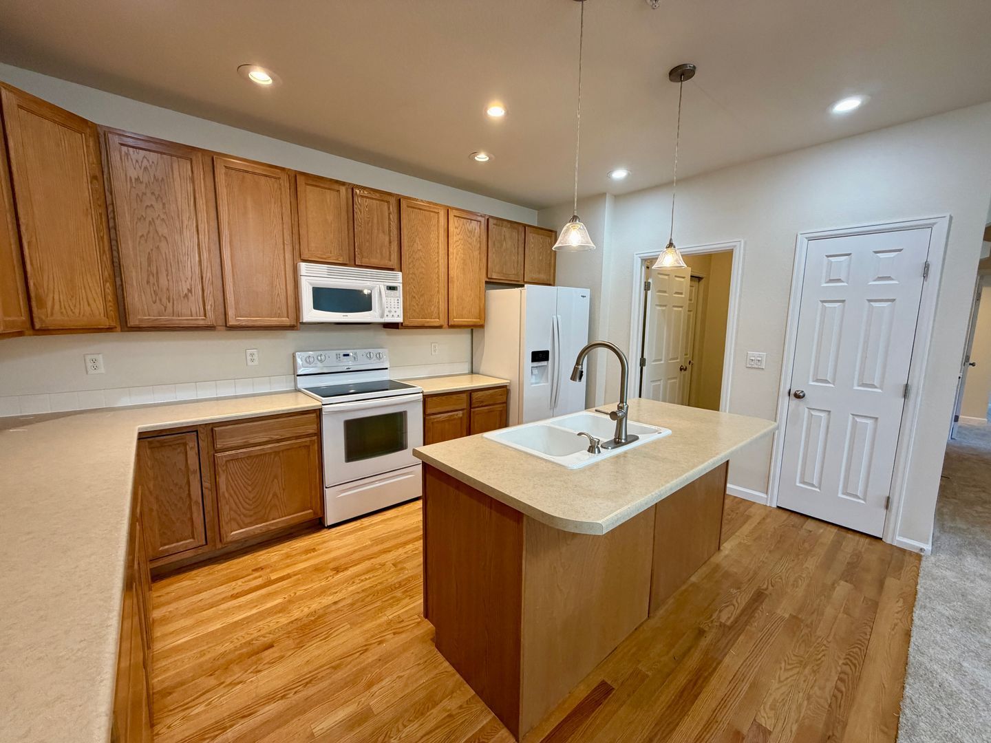 Gallery Image 13