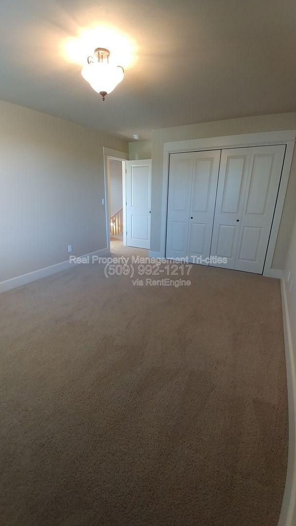 Gallery Image 31