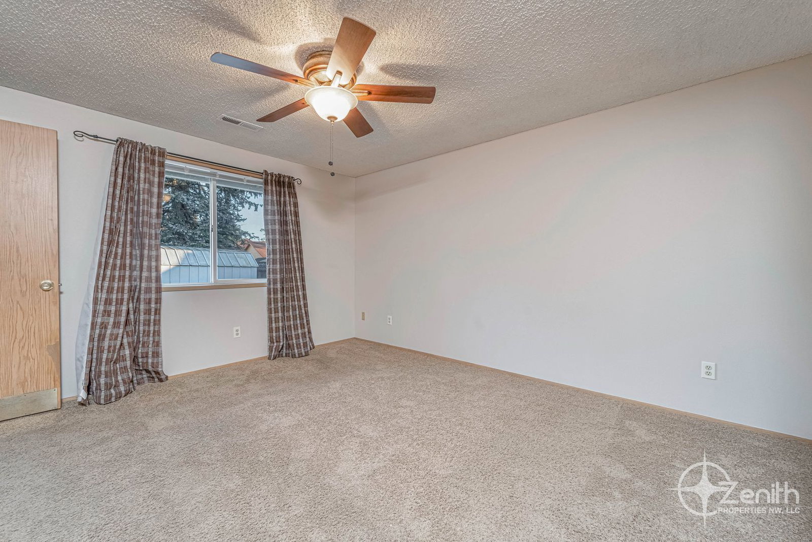 Gallery Image 20