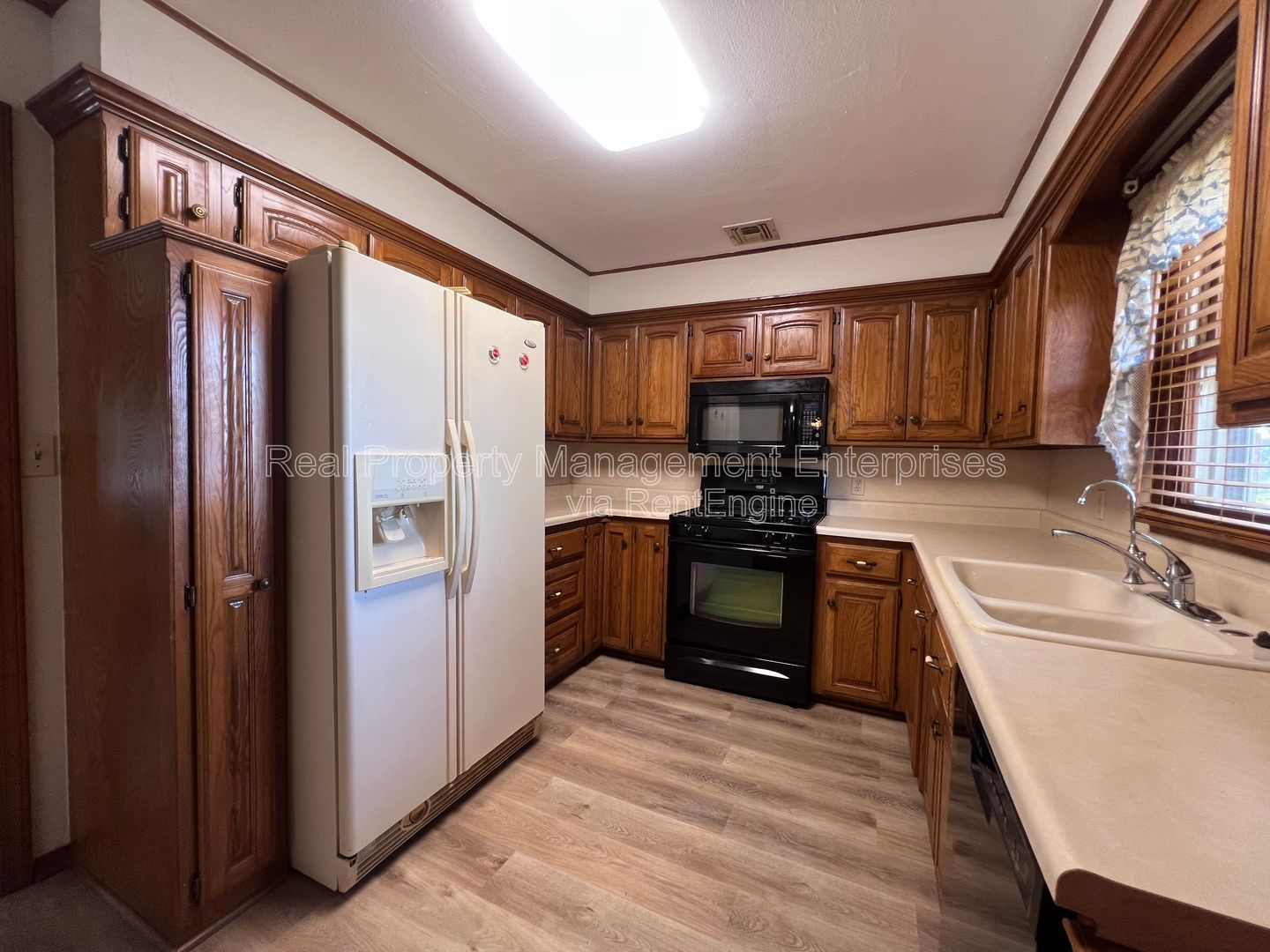 Gallery Image 9