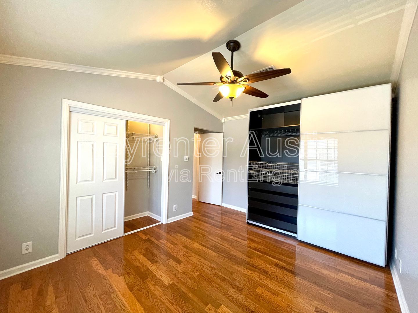 Gallery Image 14