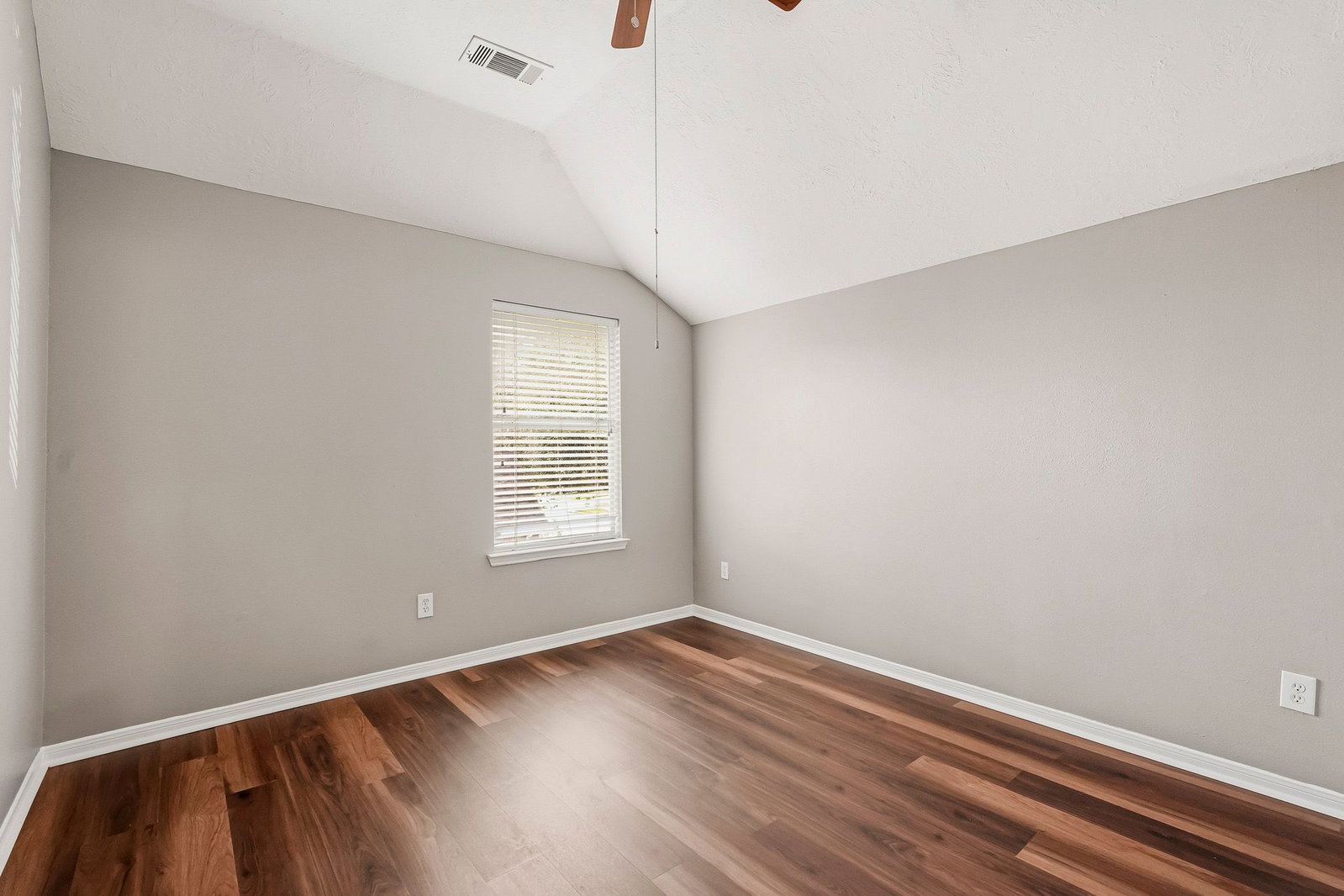 Gallery Image 19
