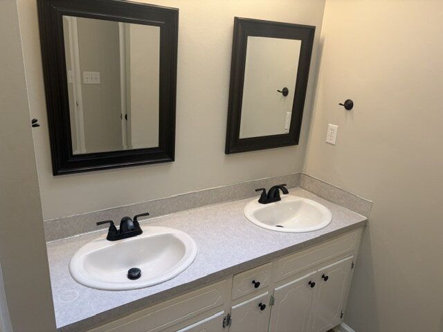 Gallery Image 16