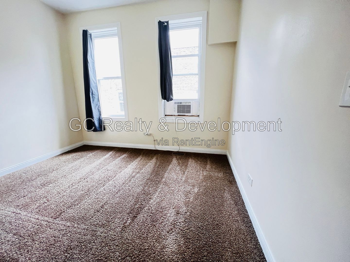 Gallery Image 13