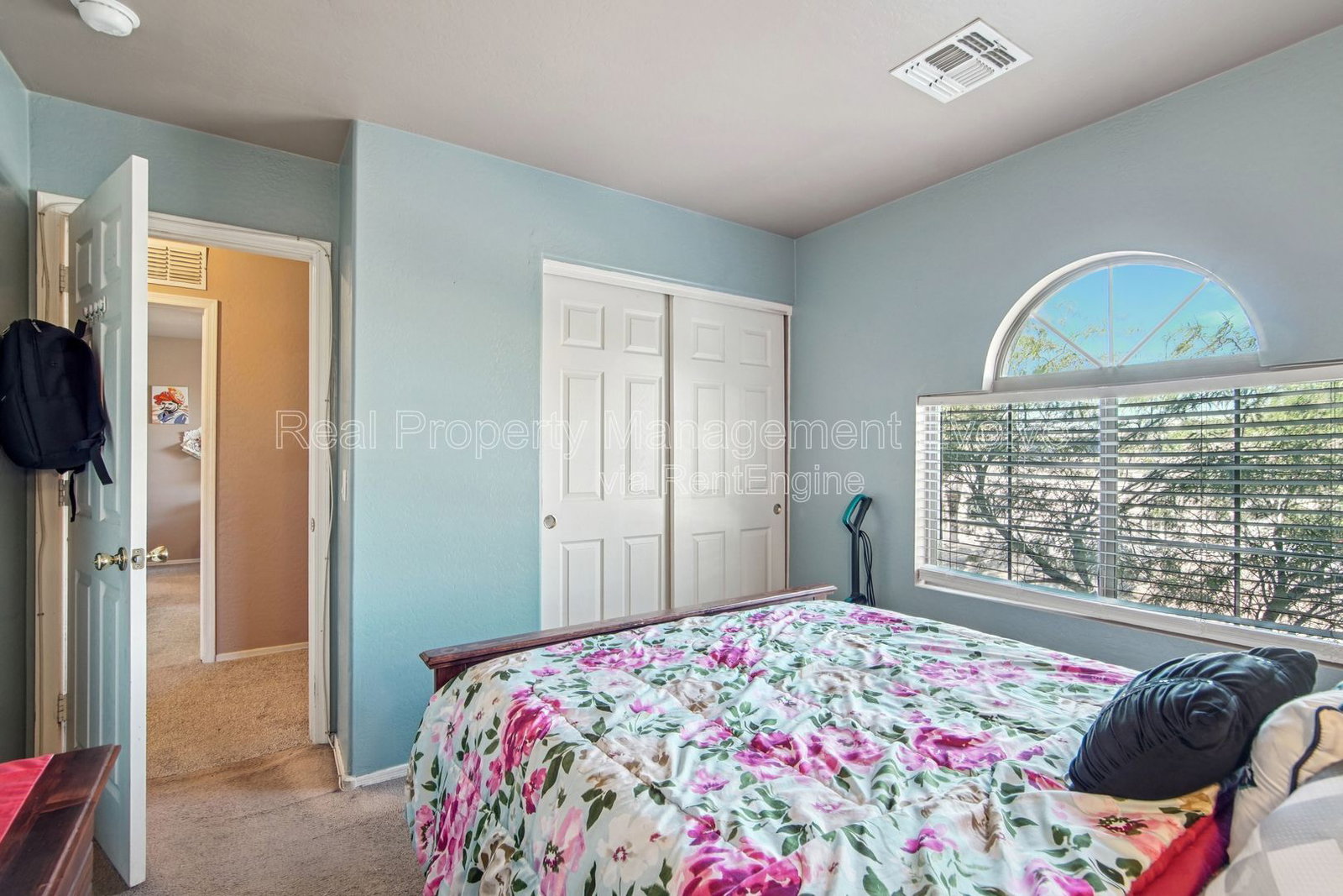 Gallery Image 18
