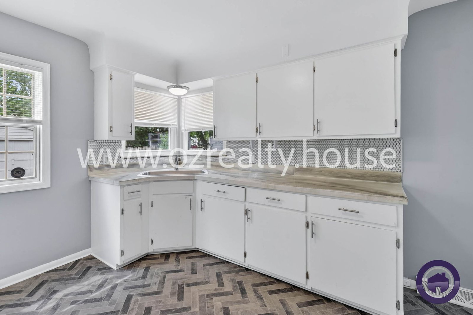 Gallery Image 12