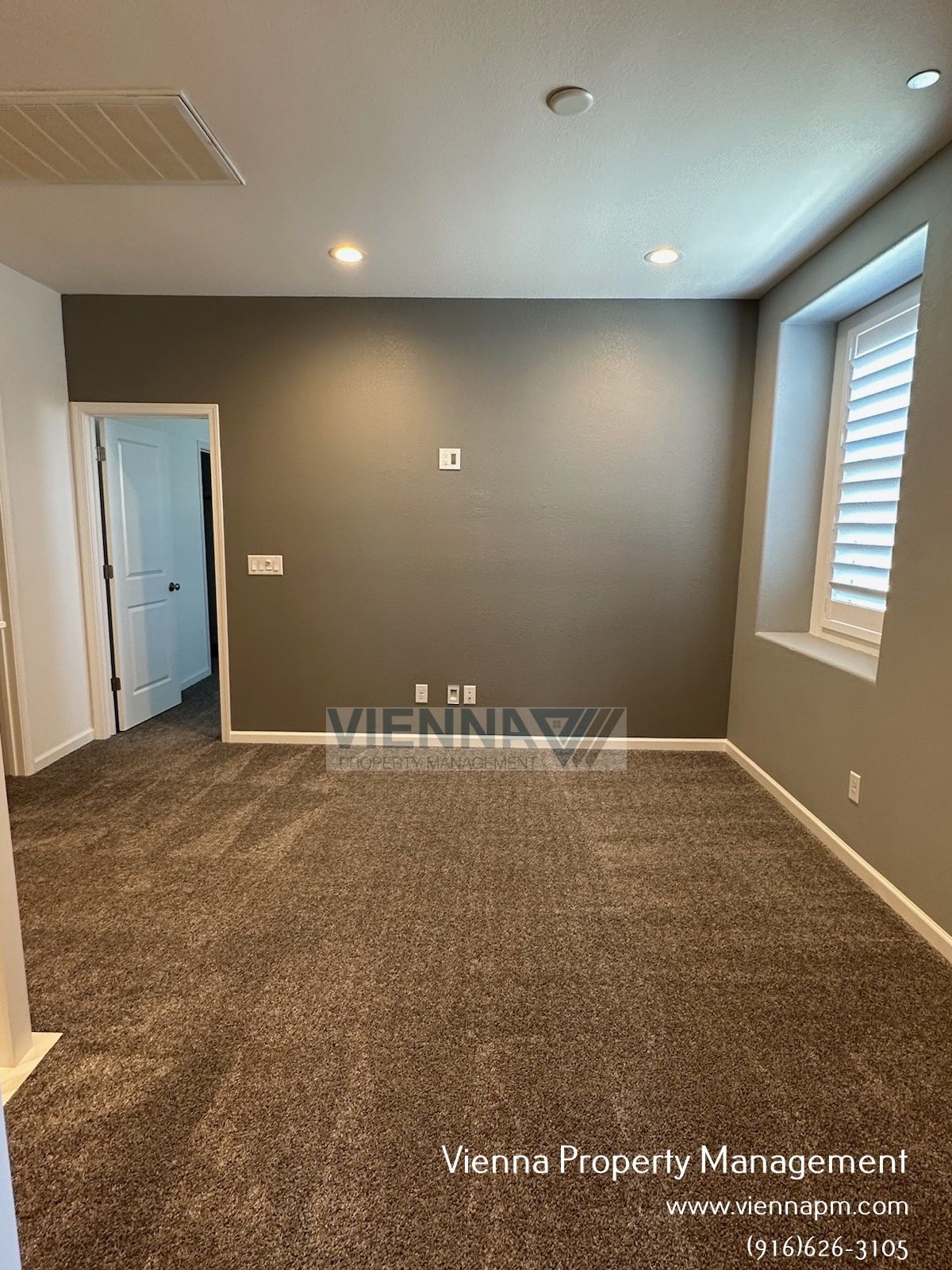 Gallery Image 28