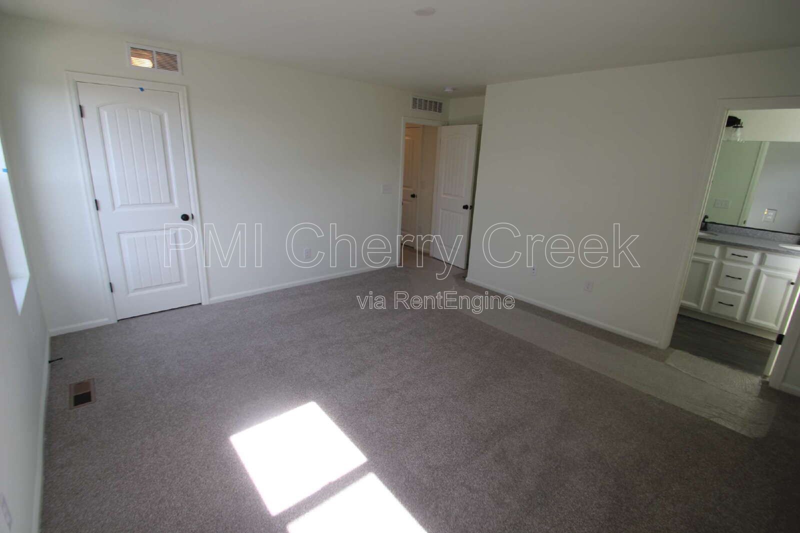 Gallery Image 22