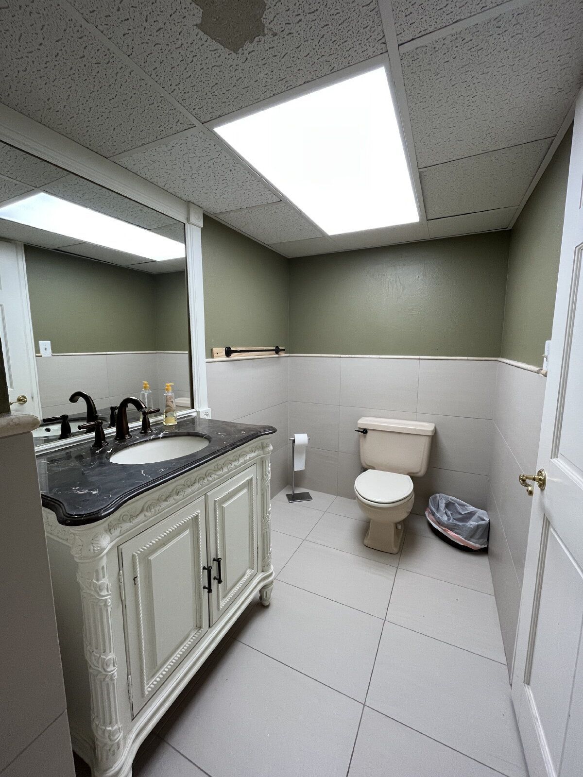 Gallery Image 72