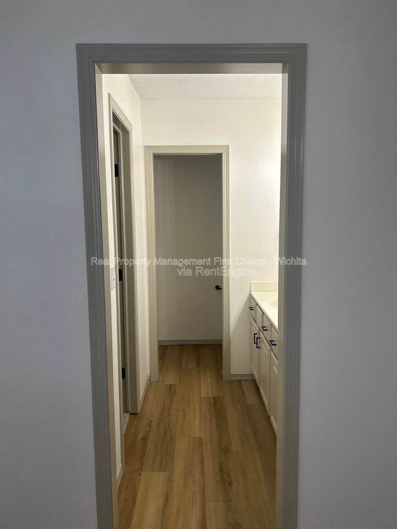 Gallery Image 17
