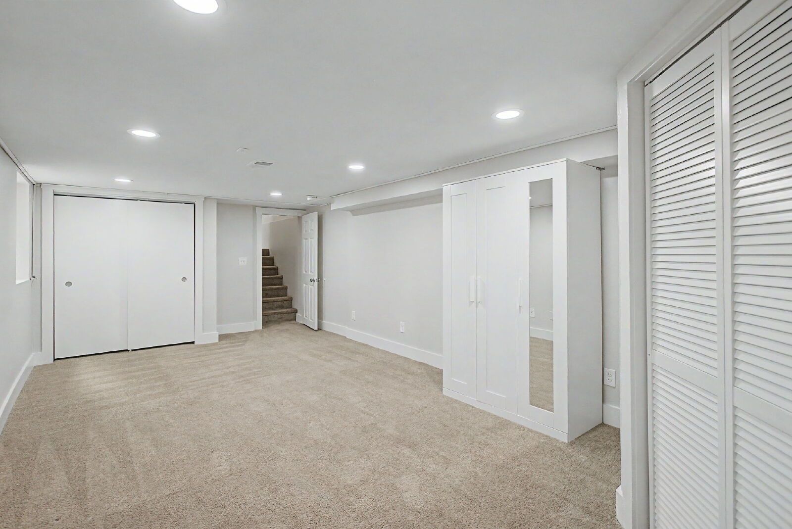 Gallery Image 32