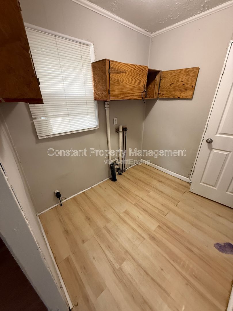 Gallery Image 12