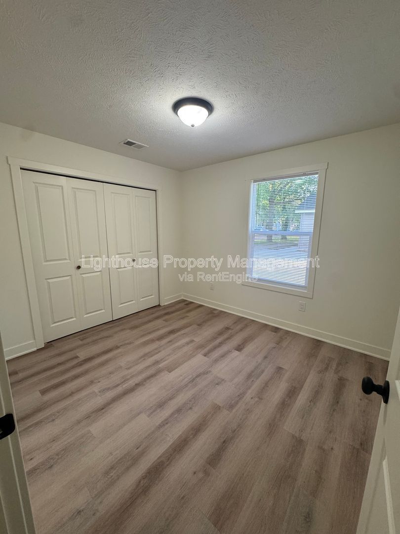 Gallery Image 14