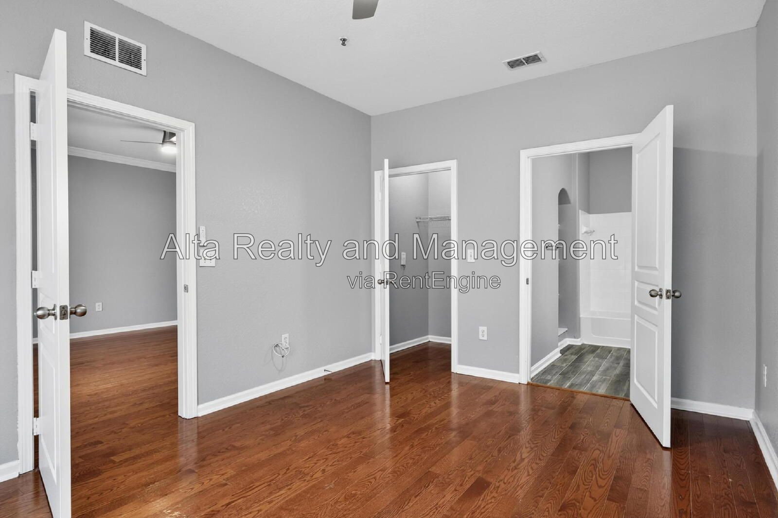 Gallery Image 18