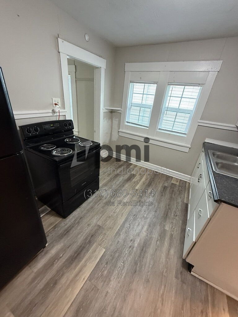 Gallery Image 6