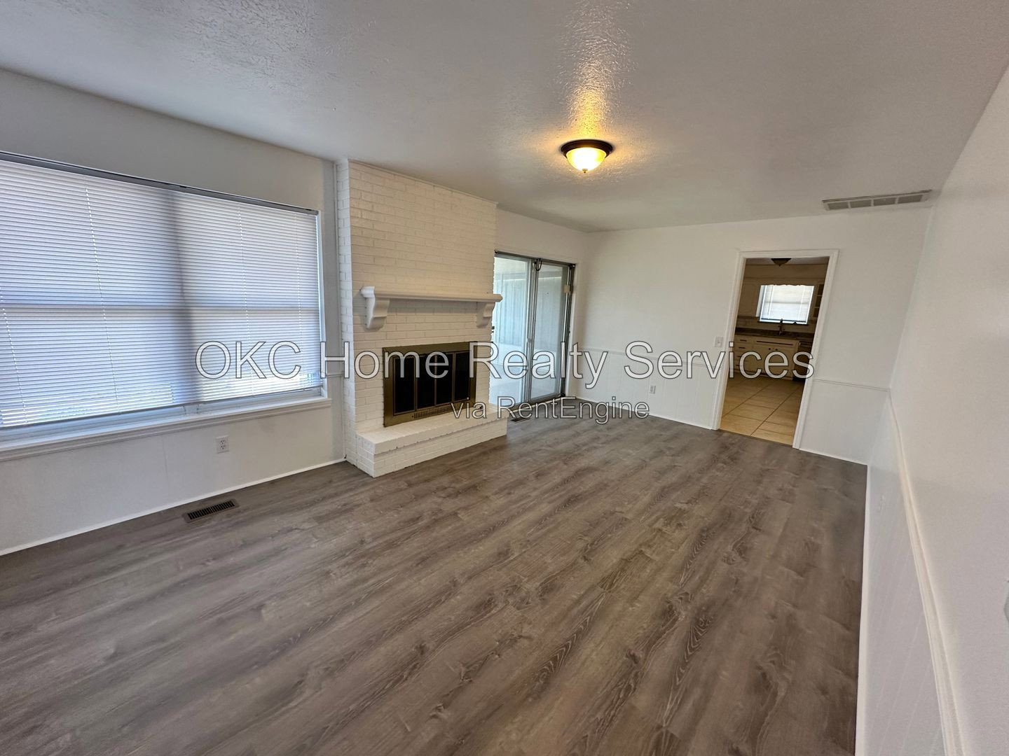 Gallery Image 16