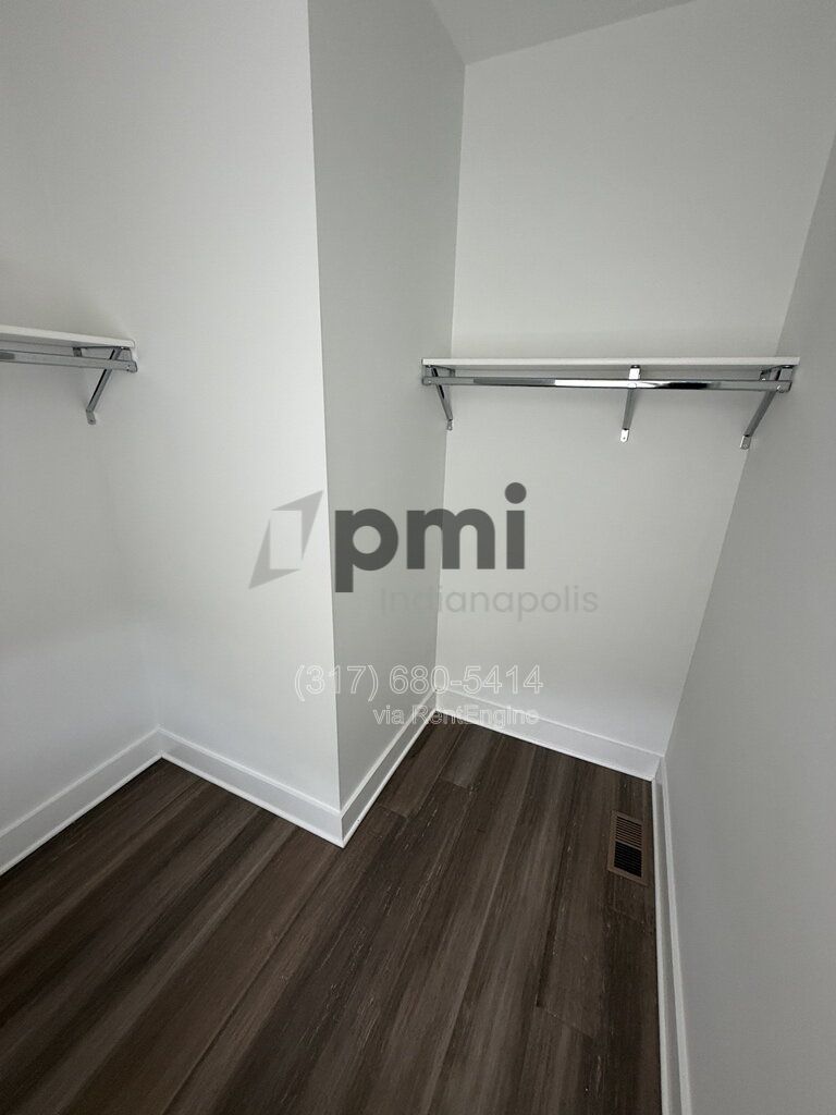 Gallery Image 22