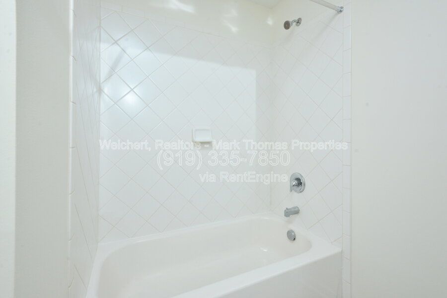 Gallery Image 26