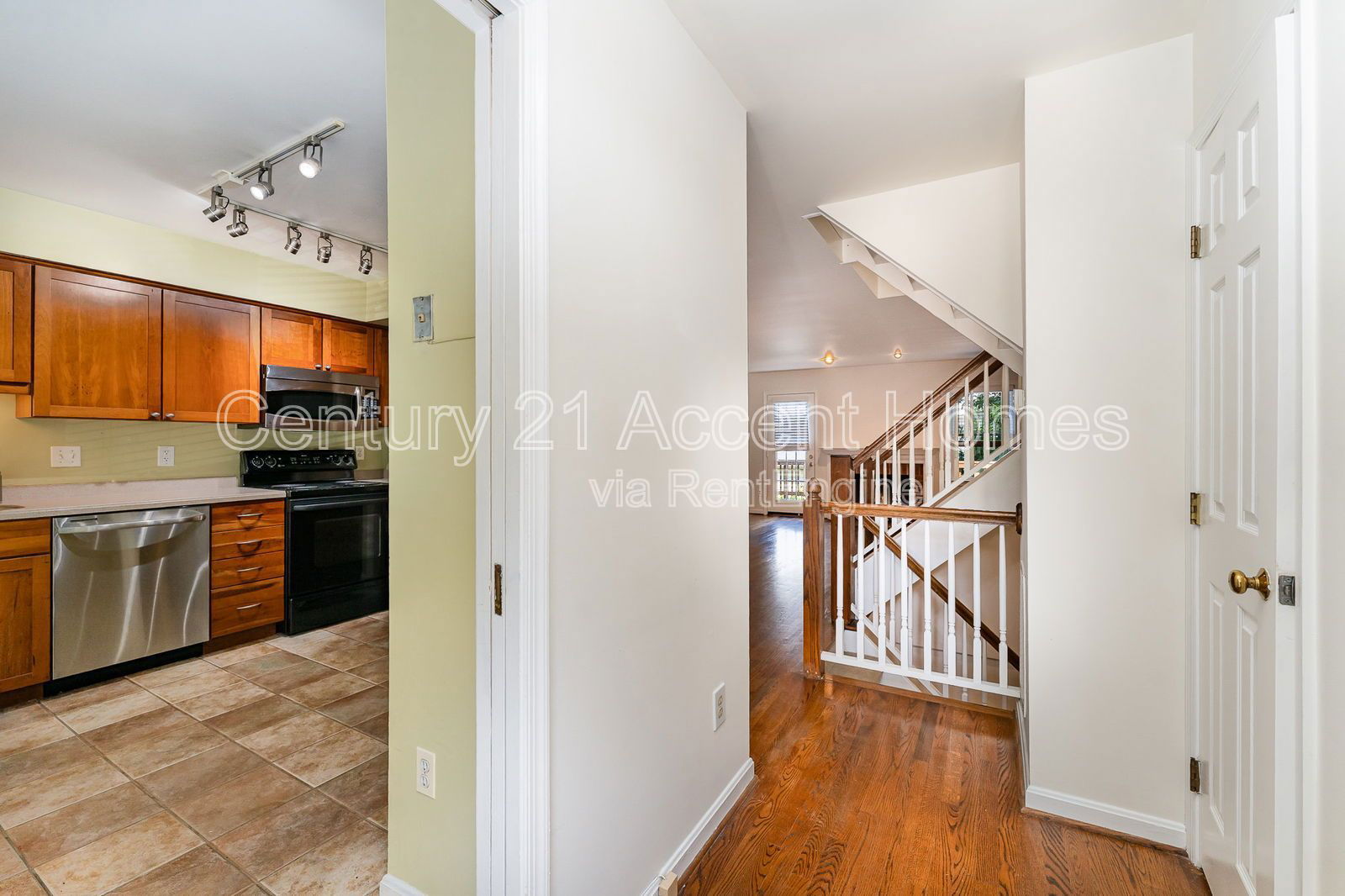 Gallery Image 15