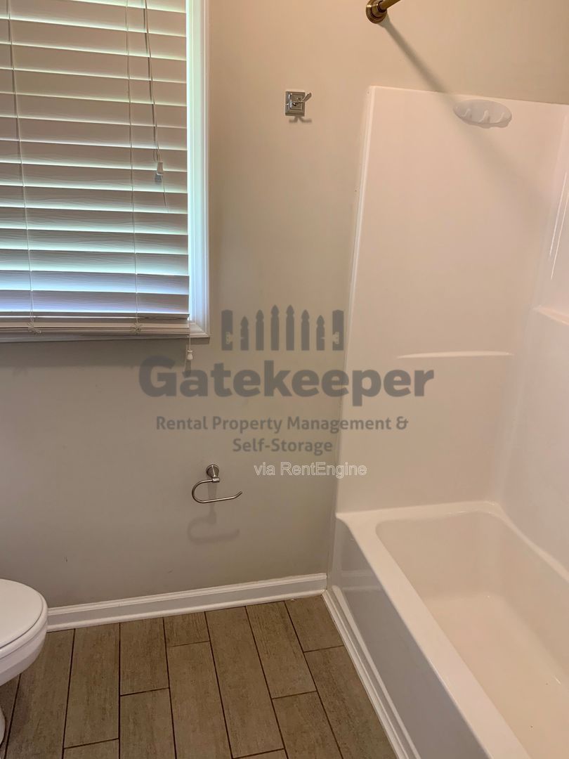 Gallery Image 16
