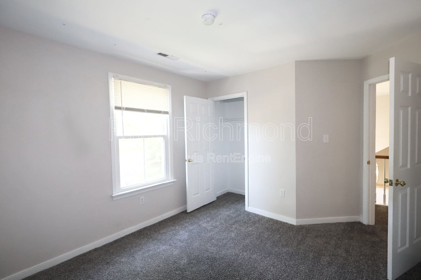 Gallery Image 37