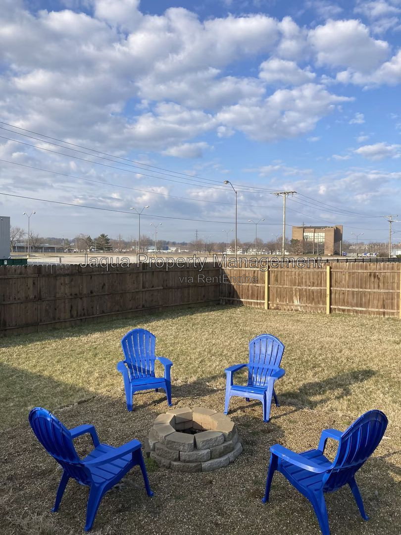 Gallery Image 14