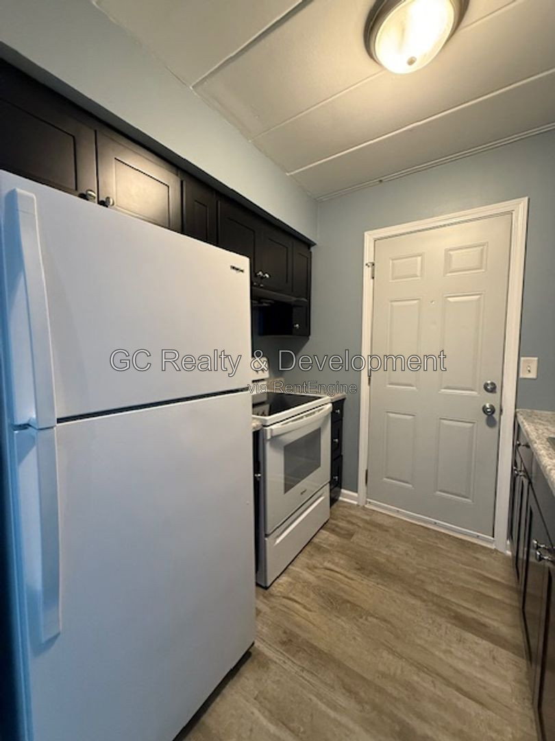 Gallery Image 6
