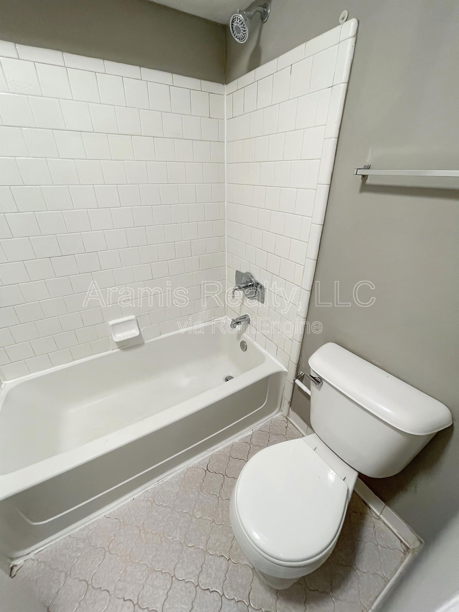 Gallery Image 13