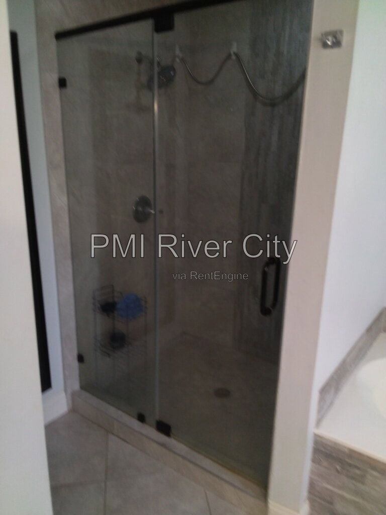 Gallery Image 47