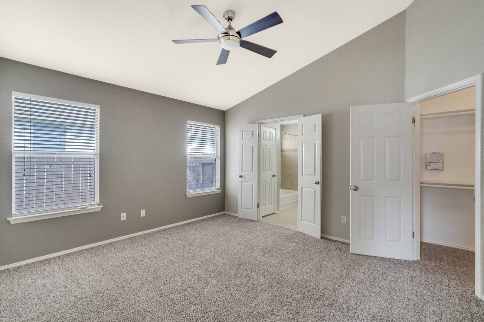 Gallery Image 18