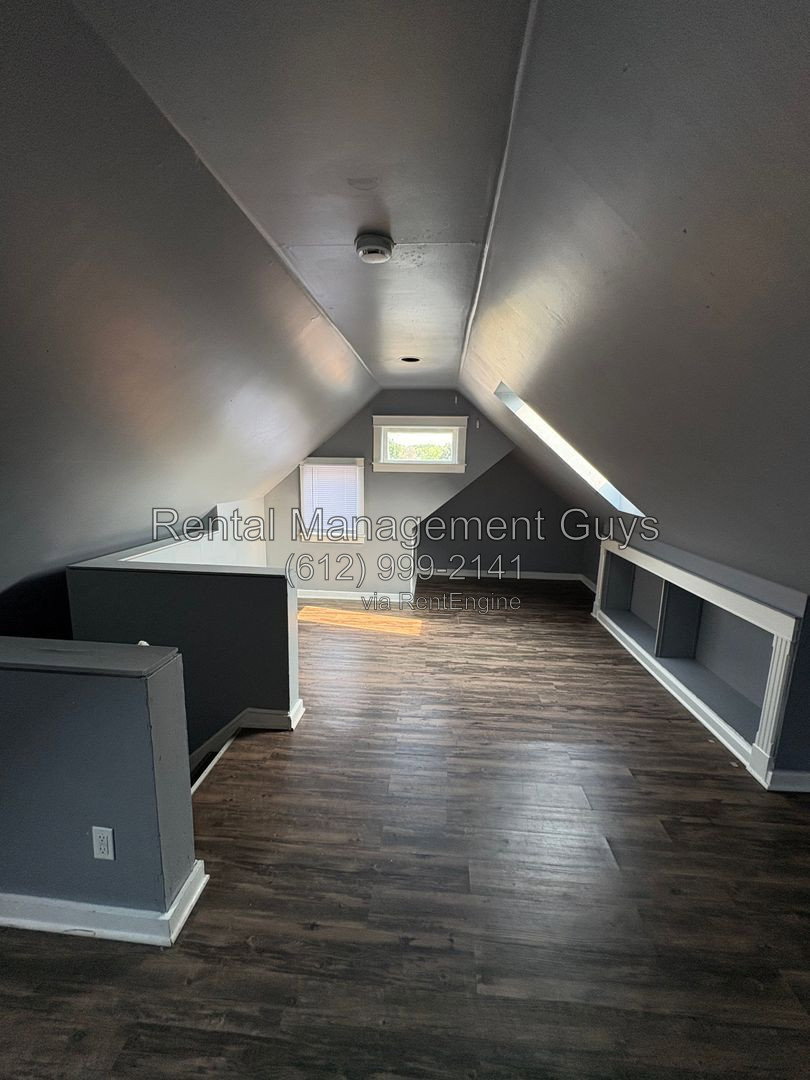 Gallery Image 16