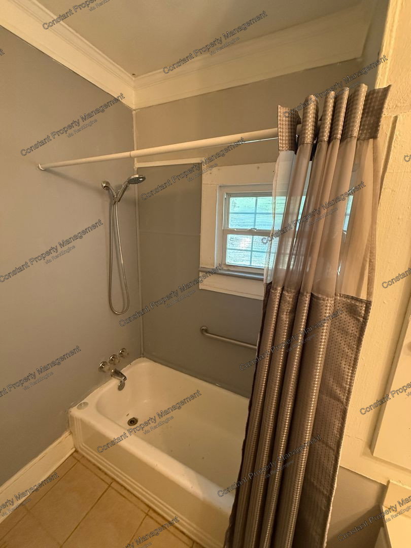 Gallery Image 11