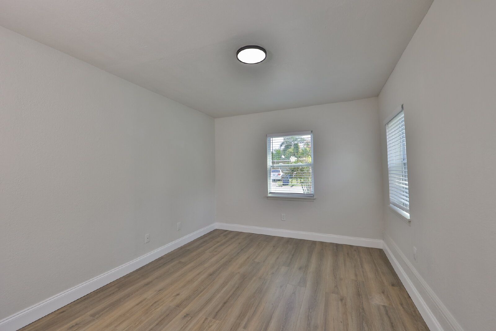 Gallery Image 18
