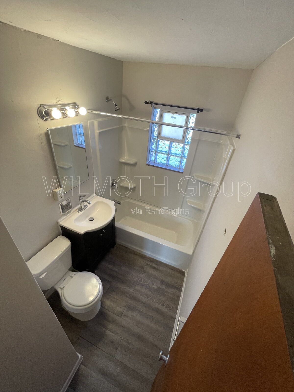 Gallery Image 14