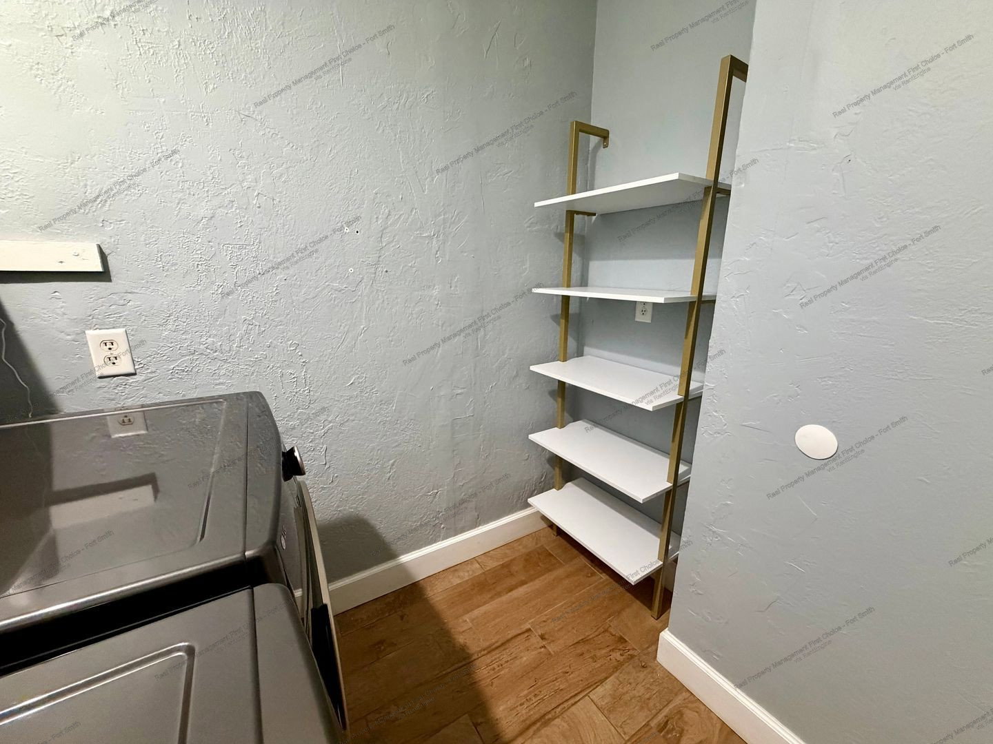 Gallery Image 18