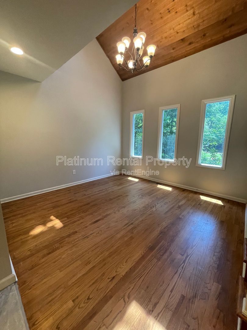 Gallery Image 32