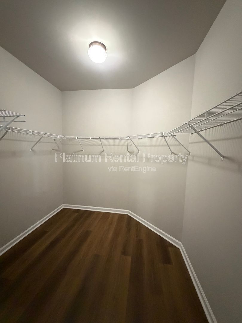 Gallery Image 27