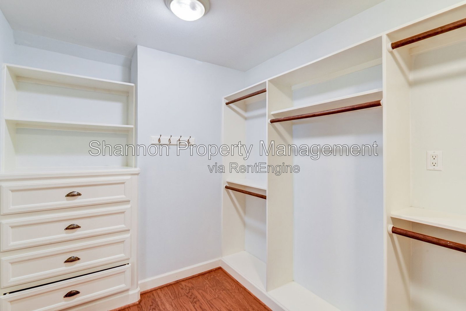 Gallery Image 16