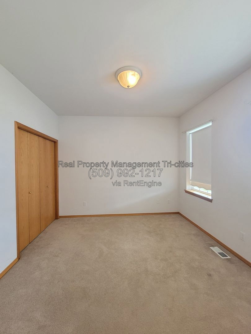 Gallery Image 20