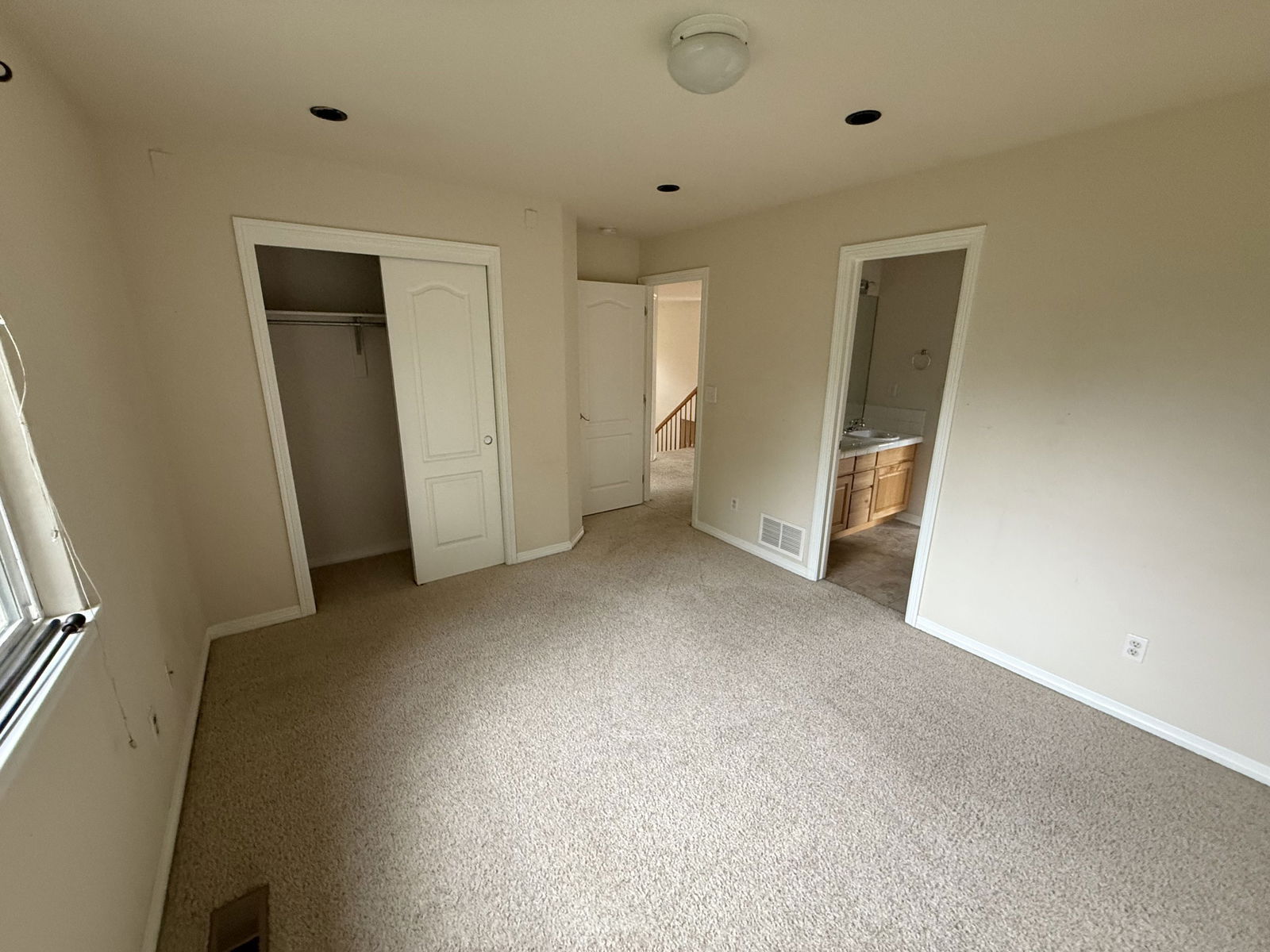 Gallery Image 17