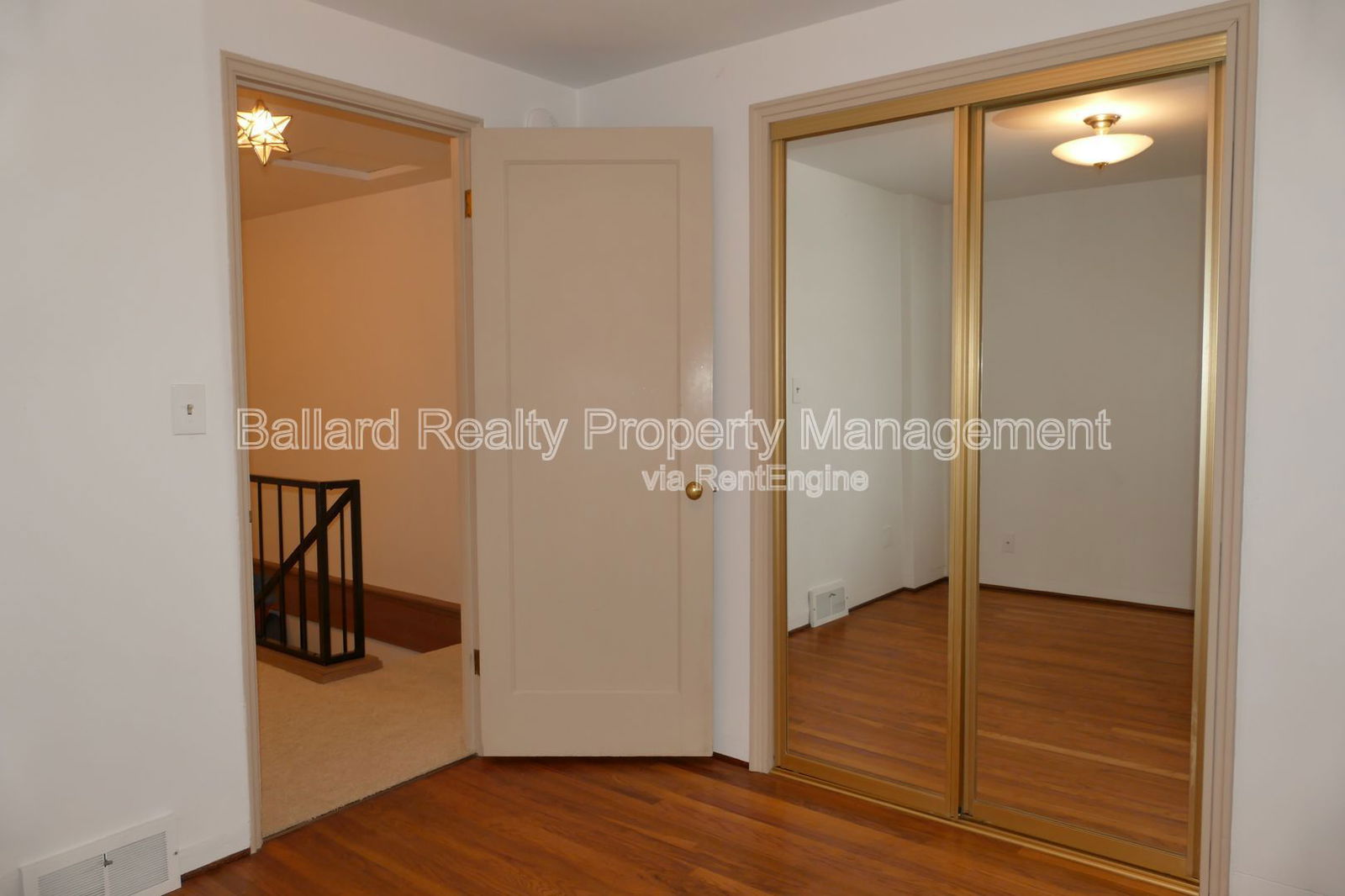 Gallery Image 16