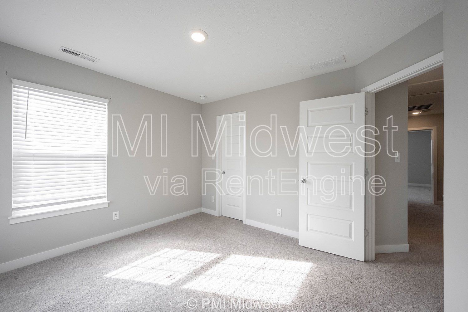 Gallery Image 37