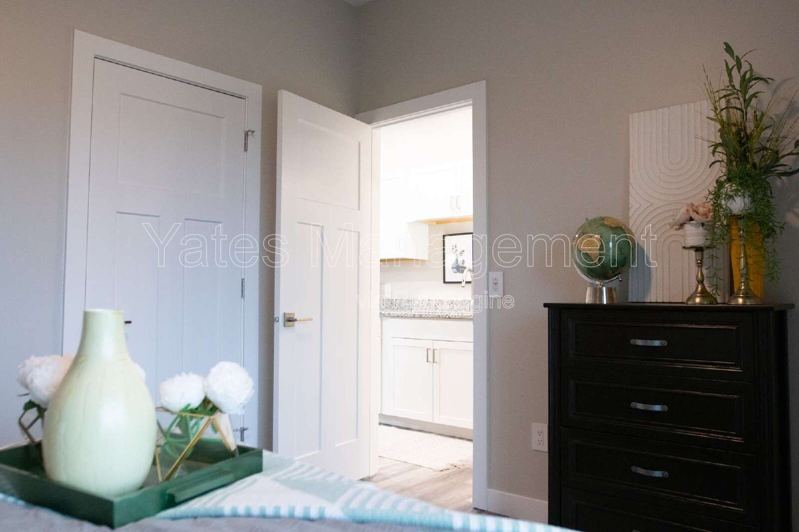 Gallery Image 17