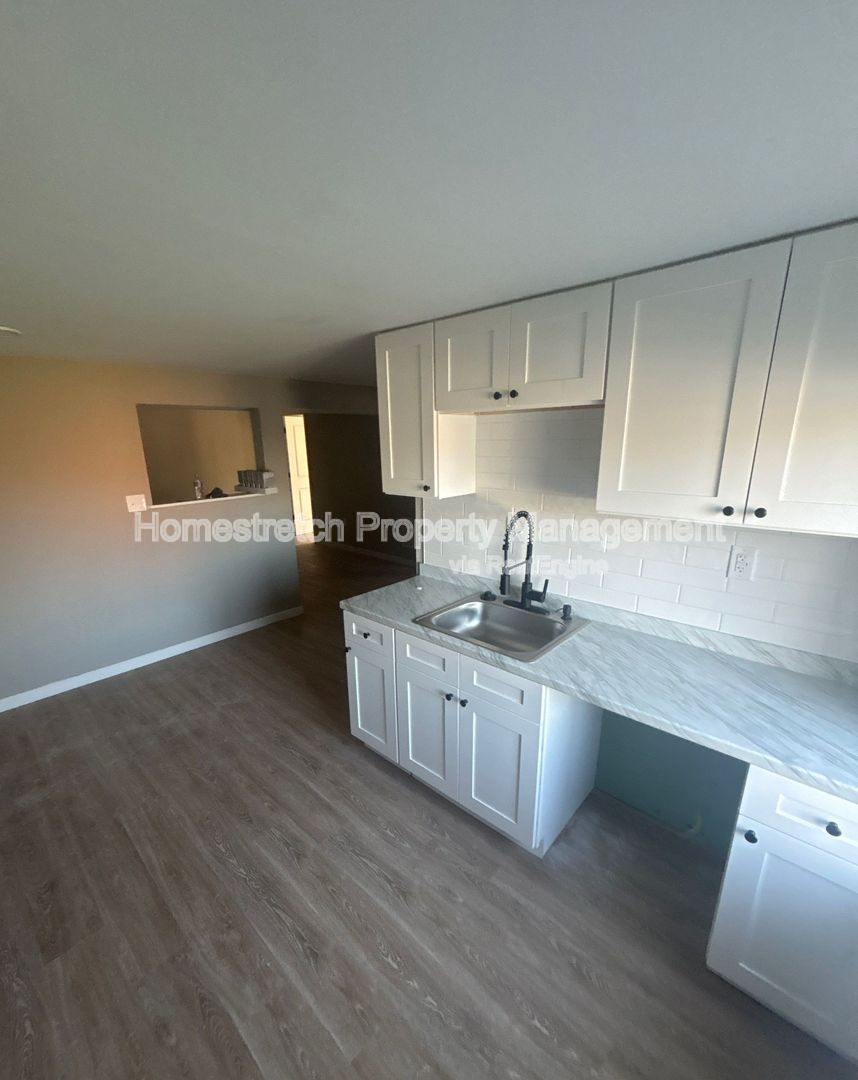 Gallery Image 0