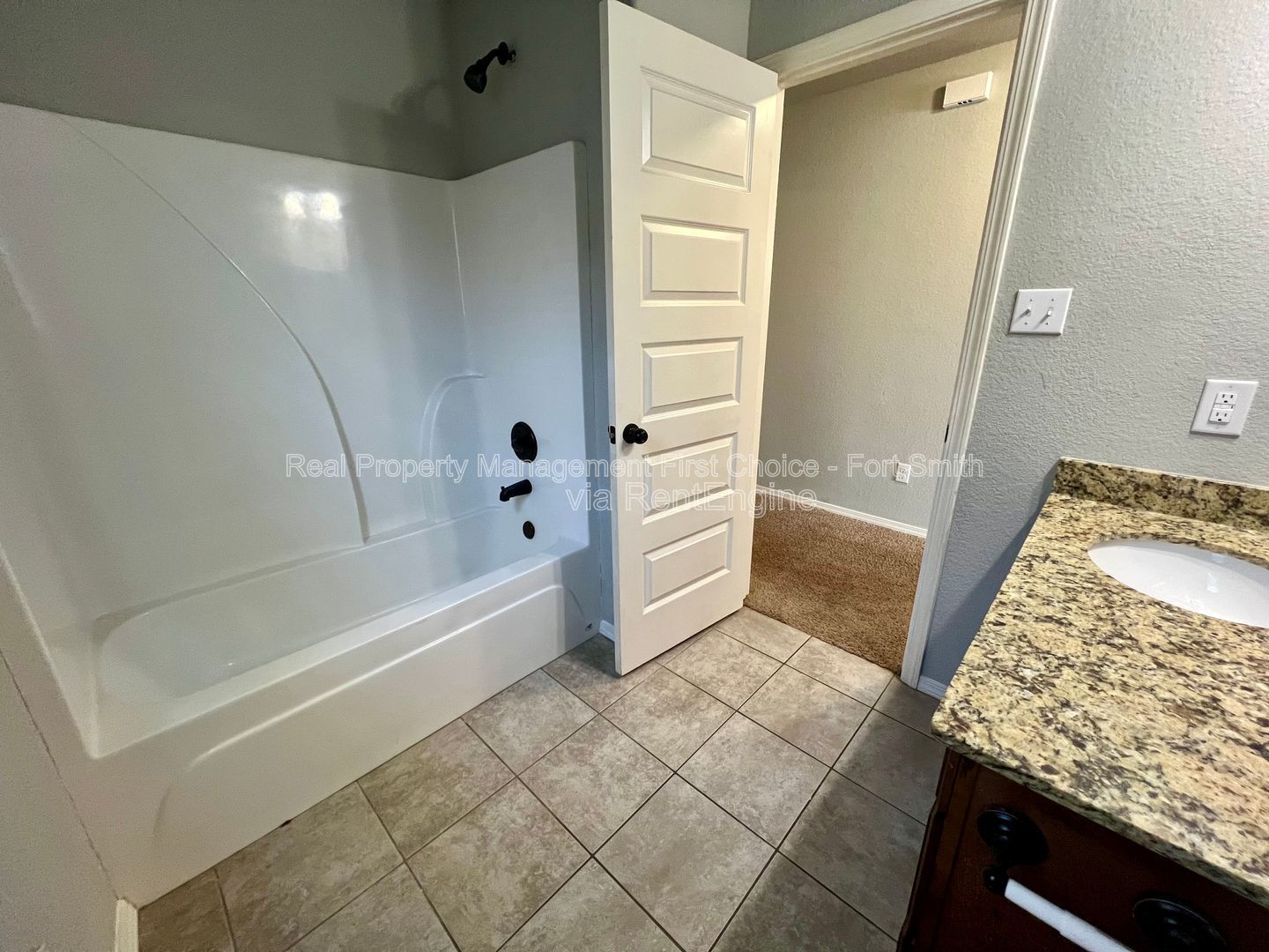 Gallery Image 18