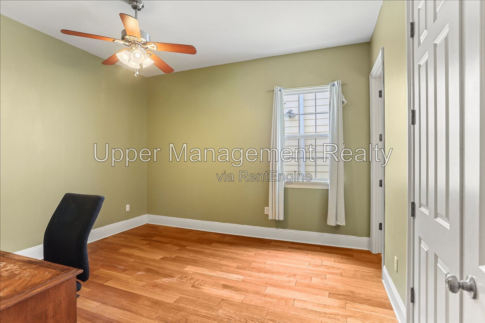 Gallery Image 10