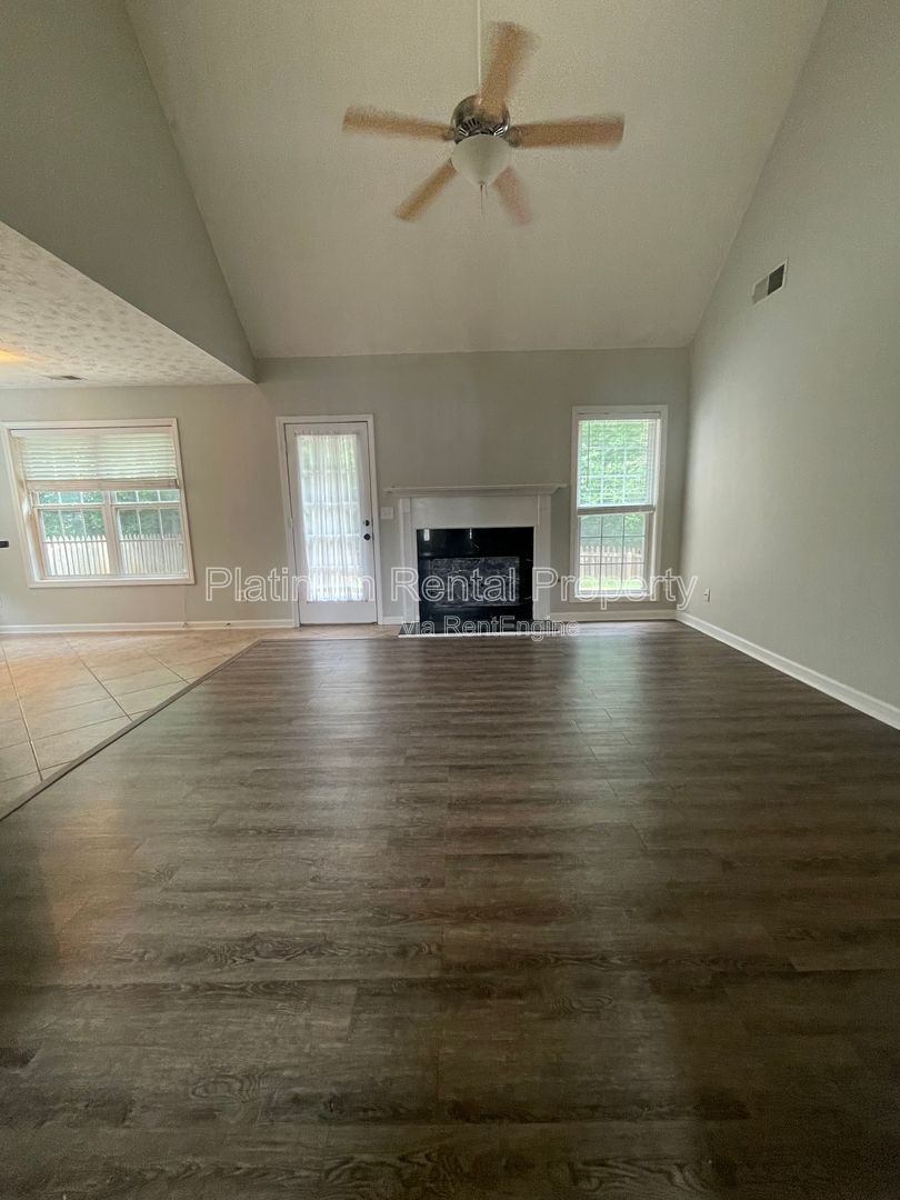 Gallery Image 18