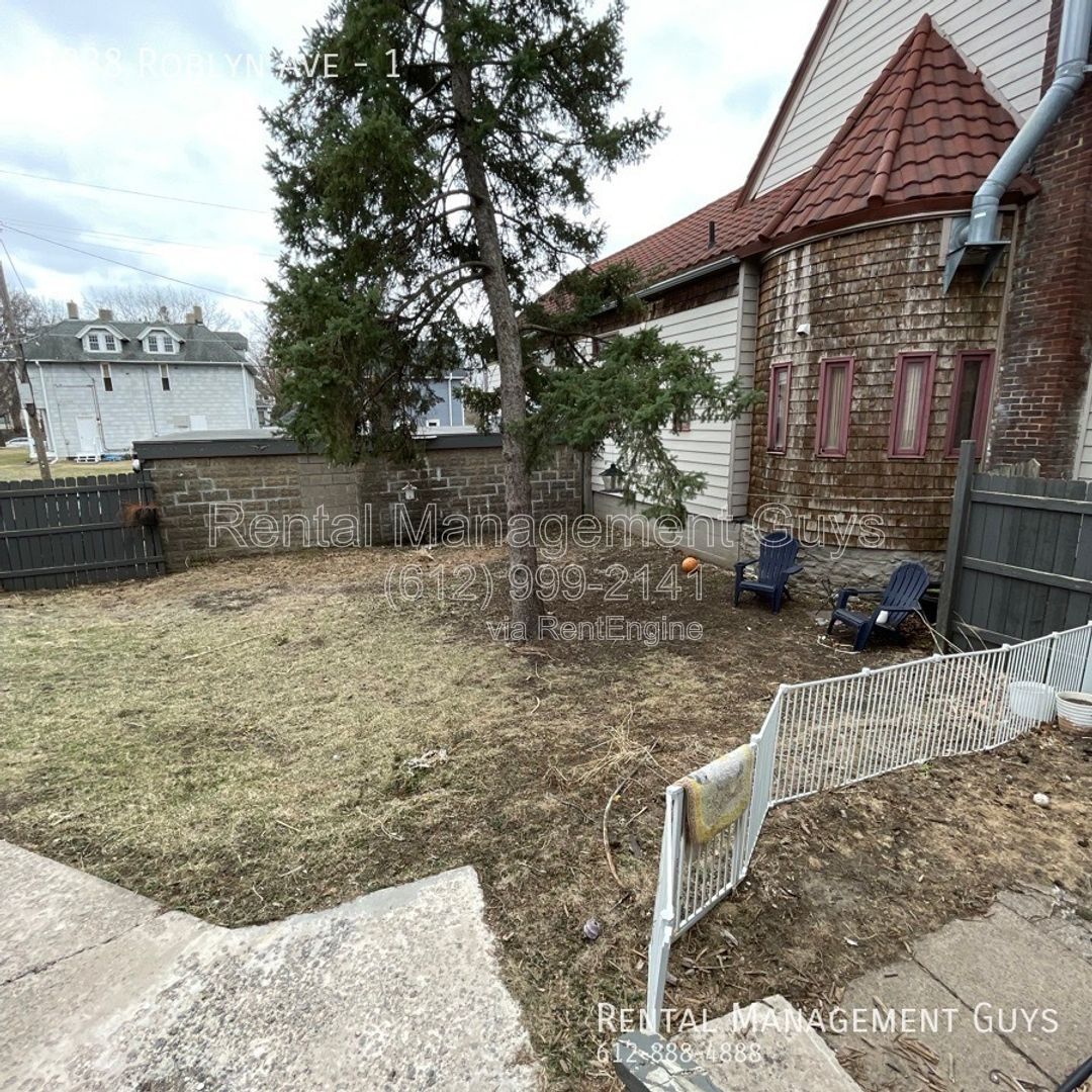 Gallery Image 16