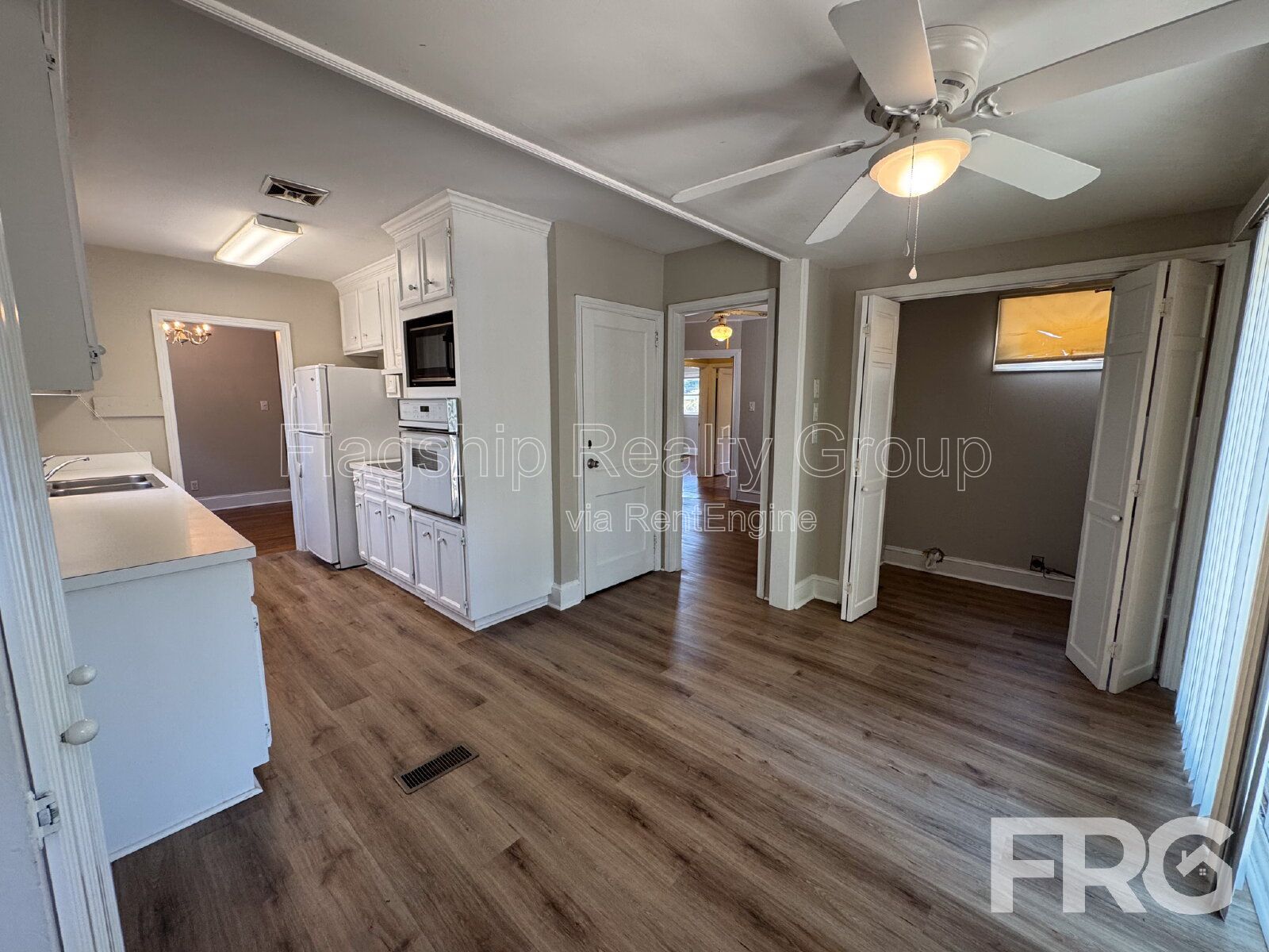 Gallery Image 15