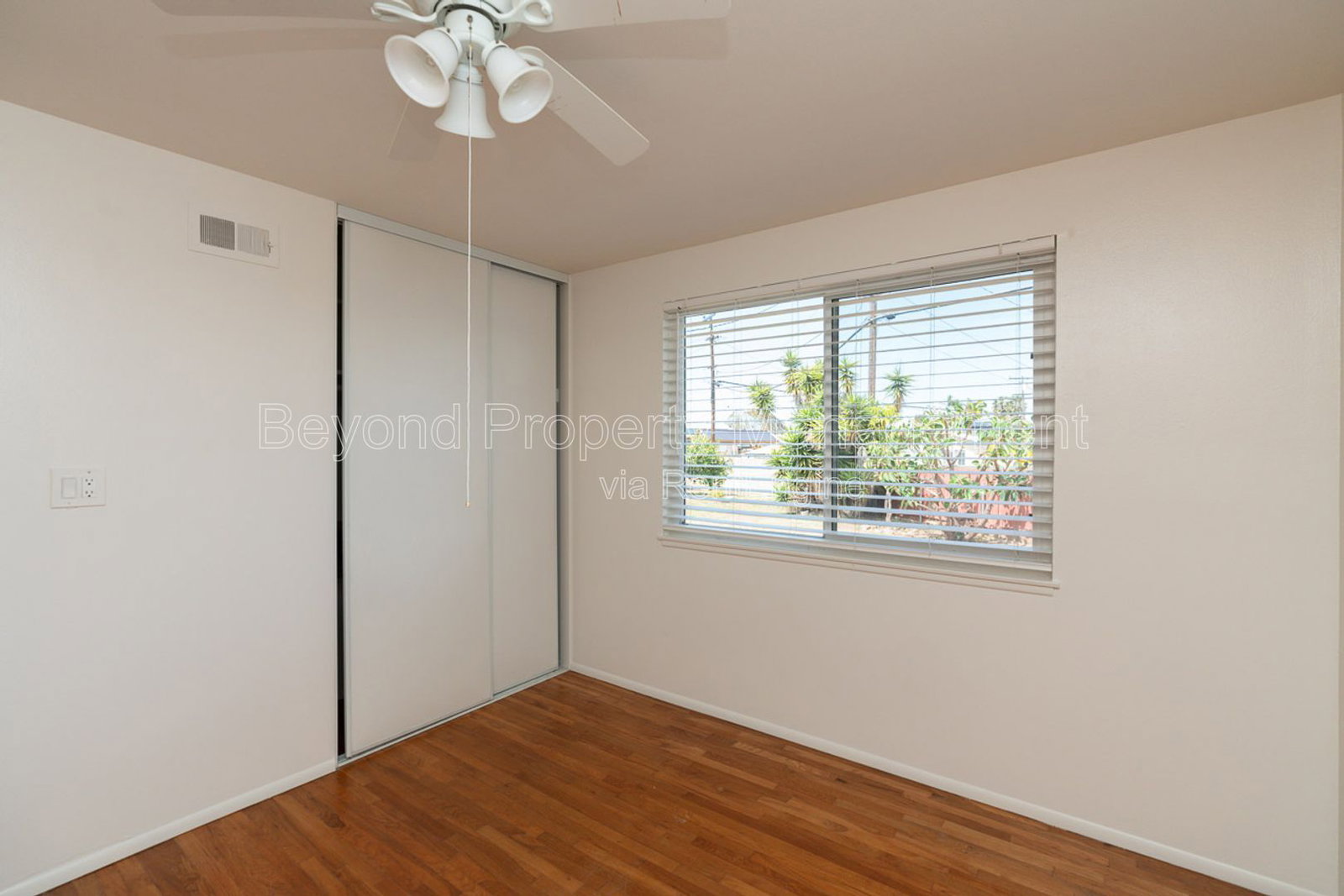 Gallery Image 16